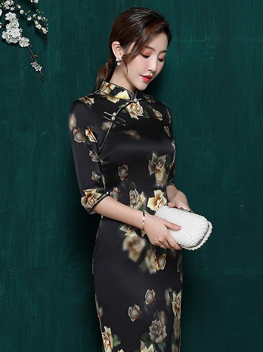 Mulberry Silk Black Floral Split-side Stand-collar Long Cheongsam